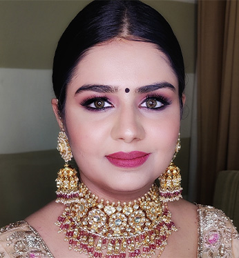 bridal makeup, makeover artist, bridal makeup with price, best makeup artist in Delhi, best bridal makeup artist in Delhi, makeup artist near me