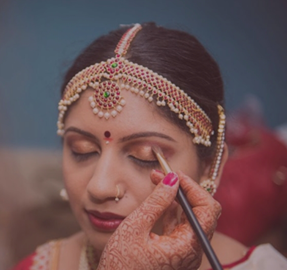 bridal makeup New Delhi cost, top makeup artists in New Delhi, bridal makeup artist near me, Best Makeup artist New Delhi, Best Makeup artists in New Delhi, airbrush bridal makeup